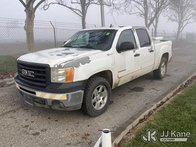 2013 GMC Sierra Hybrid Crew-Cab Pickup Truck