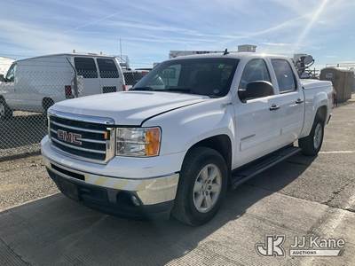 2013 GMC Sierra Hybrid Crew-Cab Pickup Truck