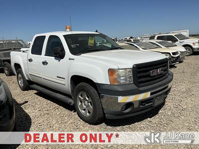 2013 GMC Sierra Hybrid Crew-Cab Pickup Truck