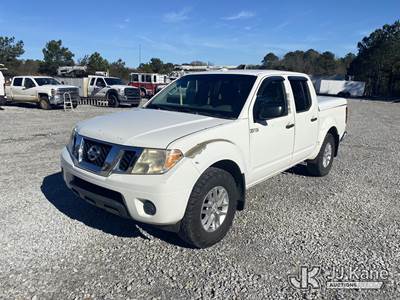 2017 Nissan Frontier 4x4 Crew-Cab Pickup Truck