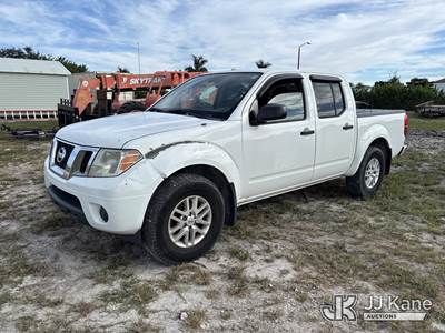 2017 Nissan Frontier 4x4 Crew-Cab Pickup Truck