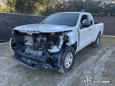 2025 Nissan Frontier 4x4 Extended-Cab Pickup Truck