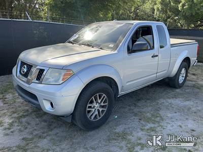 2017 Nissan Frontier 4x4 Extended-Cab Pickup Truck