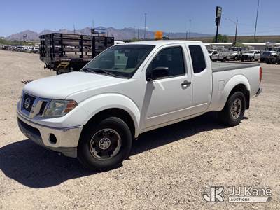 2011 Nissan Frontier 4x4 Extended-Cab Pickup Truck