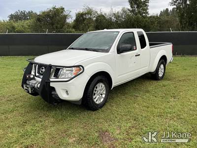 2017 Nissan Frontier 4x4 Extended-Cab Pickup Truck