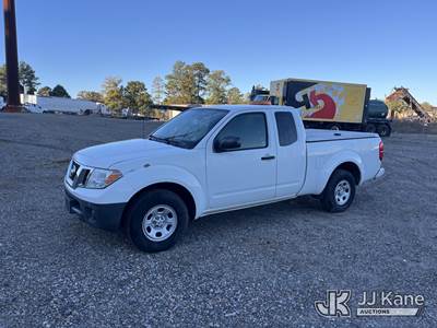 2017 Nissan Frontier Extended-Cab Pickup Truck