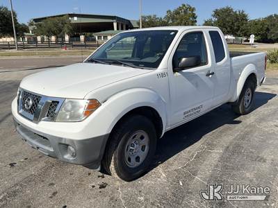 2017 Nissan Frontier Extended-Cab Pickup Truck