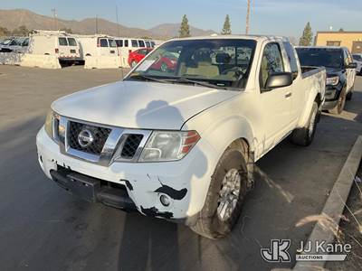 2016 Nissan Frontier Extended-Cab Pickup Truck