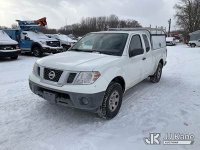 2015 Nissan Frontier Extended-Cab Pickup Truck