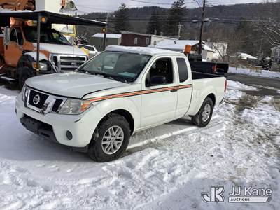 2016 Nissan Frontier Extended-Cab Pickup Truck