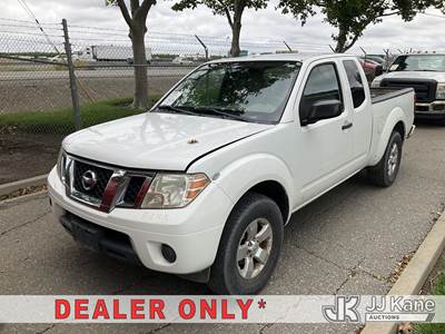 2013 Nissan Frontier Extended-Cab Pickup Truck