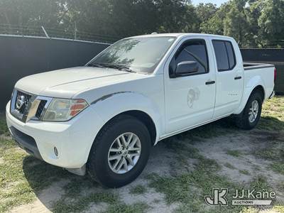 2017 Nissan Frontier Crew-Cab Pickup Truck