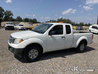 2016 Nissan Frontier Extended-Cab Pickup Truck