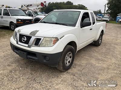 2016 Nissan Frontier Extended-Cab Pickup Truck