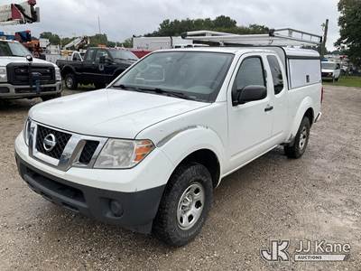 2017 Nissan Frontier Extended-Cab Pickup Truck