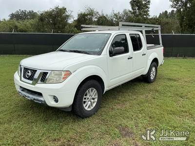 2016 Nissan Frontier Crew-Cab Pickup Truck