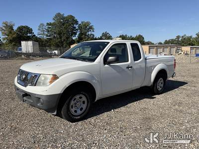 2015 Nissan Frontier Extended-Cab Pickup Truck