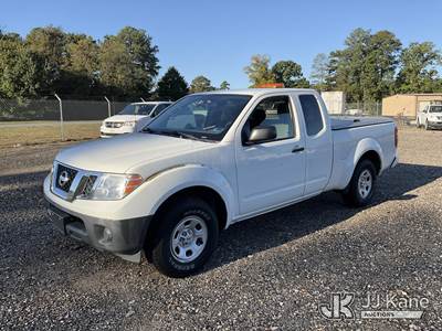 2018 Nissan Frontier Extended-Cab Pickup Truck