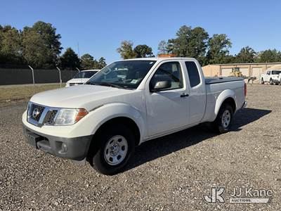 2018 Nissan Frontier Extended-Cab Pickup Truck