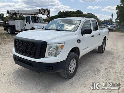 2017 Nissan Titan XD Double-Cab Pickup Truck