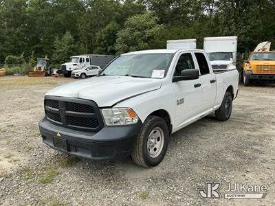 2015 RAM 1500 2WD Extended-Cab Pickup Truck