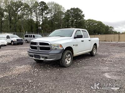 2017 RAM 1500 4x4 Crew-Cab Pickup Truck