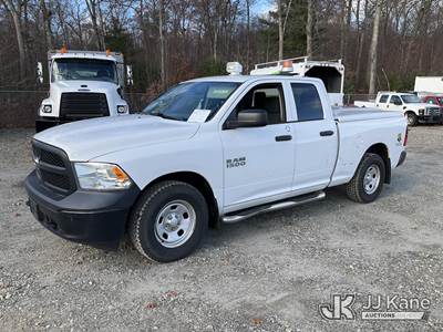 2015 RAM 1500 Extended-Cab Pickup Truck