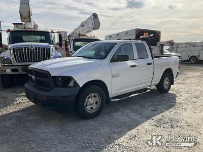 2015 RAM 1500 Extended-Cab Pickup Truck