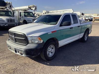 2015 RAM 1500 Extended-Cab Pickup Truck