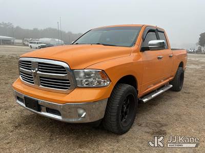 2015 RAM 1500 Extended-Cab Pickup Truck