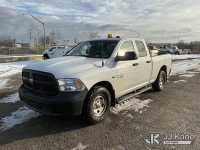 2015 RAM 1500 4x4 Extended-Cab Pickup Truck