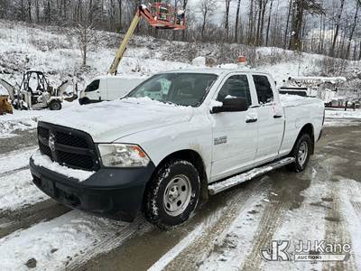 2016 RAM 1500 4x4 Extended-Cab Pickup Truck