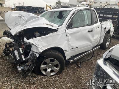 2019 RAM 1500 4x4 Extended-Cab Pickup Truck