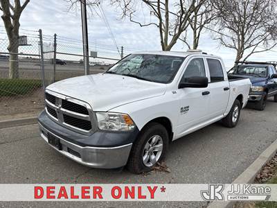 2015 RAM 1500 Crew-Cab Pickup Truck