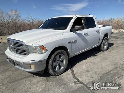 2017 RAM 1500 4x4 Crew-Cab Pickup Truck