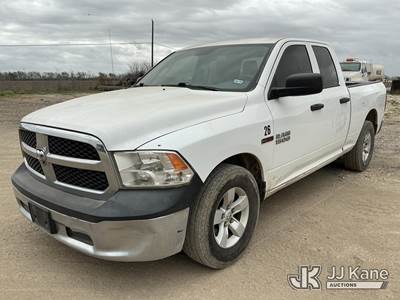 2016 RAM 1500 Extended-Cab Pickup Truck