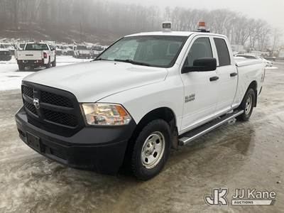 2015 RAM 1500 Tradesman Quad Cab 4WD Extended-Cab Pickup Truck