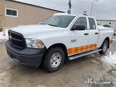 2015 RAM 1500 4x4 Extended-Cab Pickup Truck
