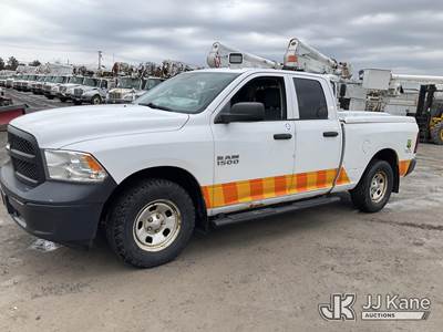 2015 RAM 1500 4x4 Extended-Cab Pickup Truck