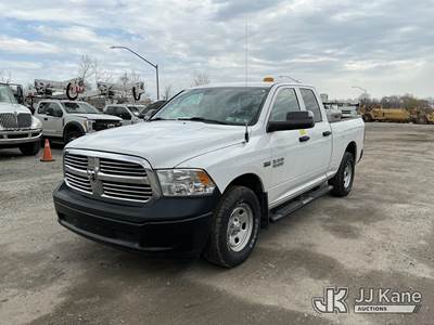 2016 RAM 1500 4x4 Extended-Cab Pickup Truck