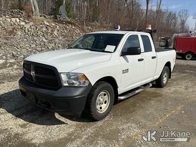 2015 RAM 1500 Extended-Cab Pickup Truck