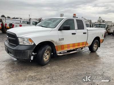 2015 RAM 1500 4x4 Extended-Cab Pickup Truck