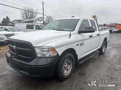 2016 RAM 1500 4x4 Extended-Cab Pickup Truck