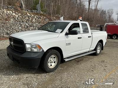 2017 RAM 1500 Extended-Cab Pickup Truck
