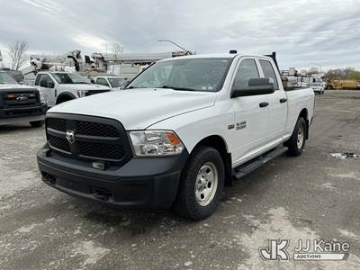 2017 RAM 1500 4x4 Extended-Cab Pickup Truck