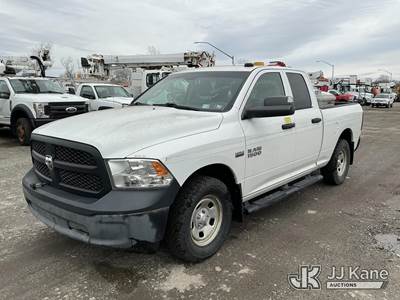 2015 RAM 1500 4x4 Extended-Cab Pickup Truck