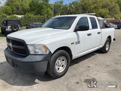 2015 RAM 1500 Extended-Cab Pickup Truck