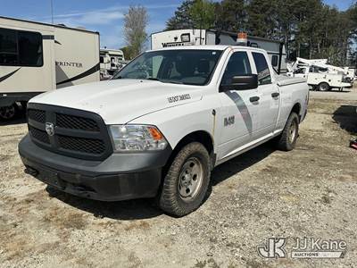 2014 RAM 1500 4x4 Extended-Cab Pickup Truck