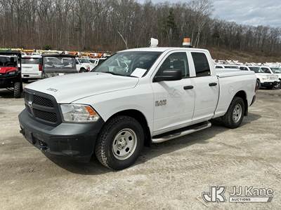 2015 RAM 1500 Extended-Cab Pickup Truck