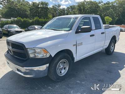 2016 RAM 1500 Extended-Cab Pickup Truck